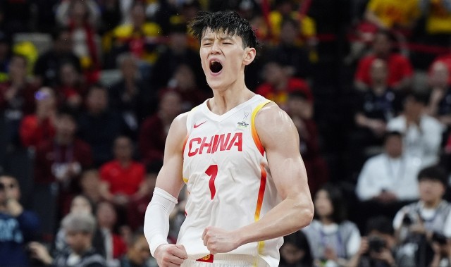 华体会官网APP-媒体人：伤病导致选材受限 但无论谁入选 代表的都是中国男篮！