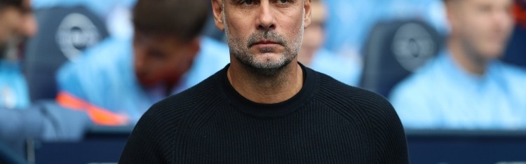 华体会官网APP-瓜帅：我认为刘易斯会留队，他唯一的问题就是个子太小了