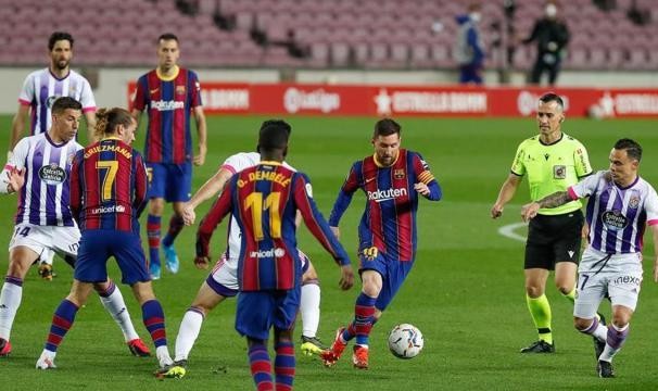 华体会官网下载-巴萨险胜弱旅，距马竞只差1分！